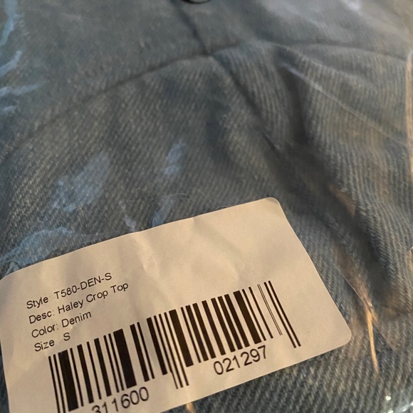 CAPULET Hayley Crop Top In Denim Small NWT New - Picture 4 of 4